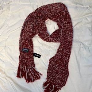 Express knitted scarf